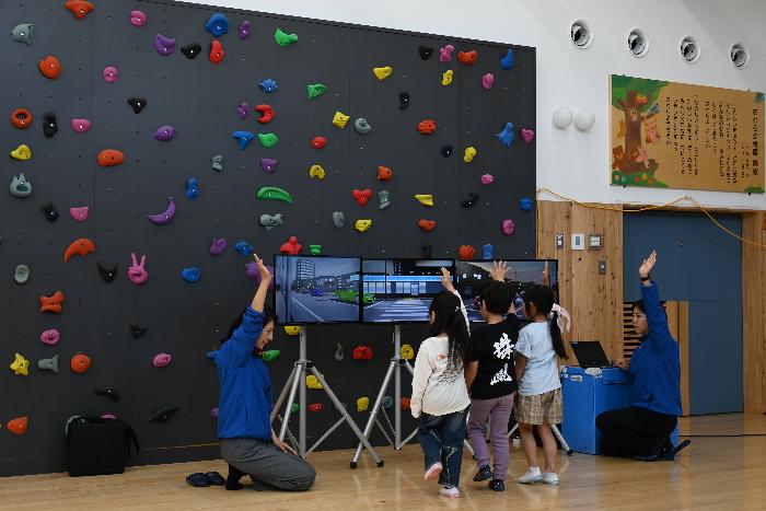 シミュレーター体験の様子3
